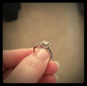Engagement ring set